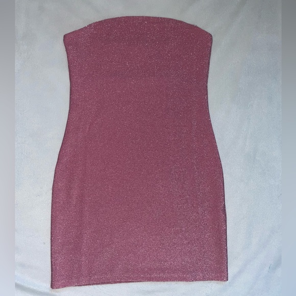 Sparkly pink mini strapless dress - Picture 2 of 5